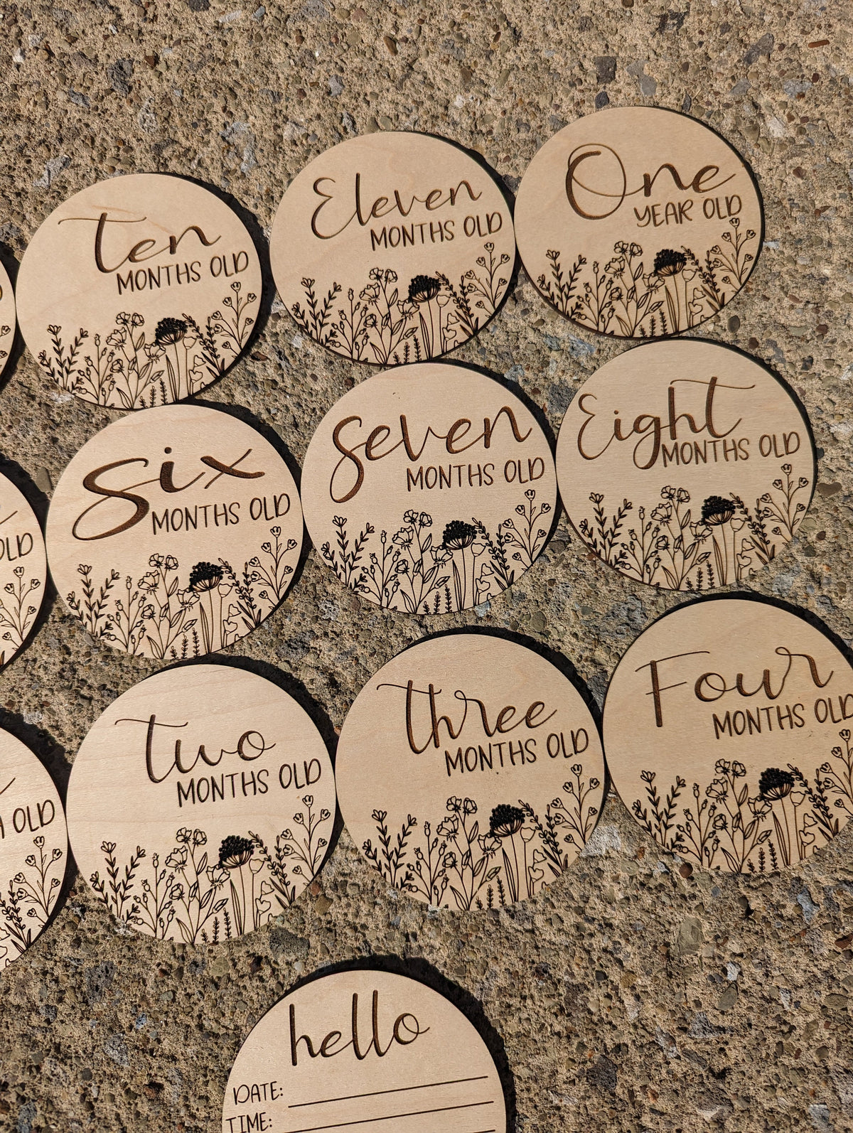 Personalized wildflower baby milestone markers for monthly first-year photos