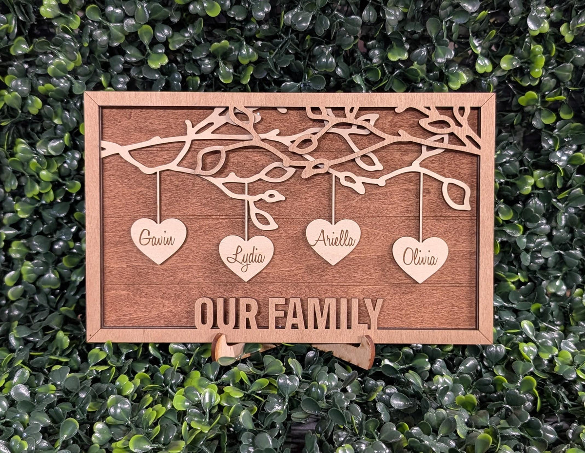 Personalized family tree sign with family names