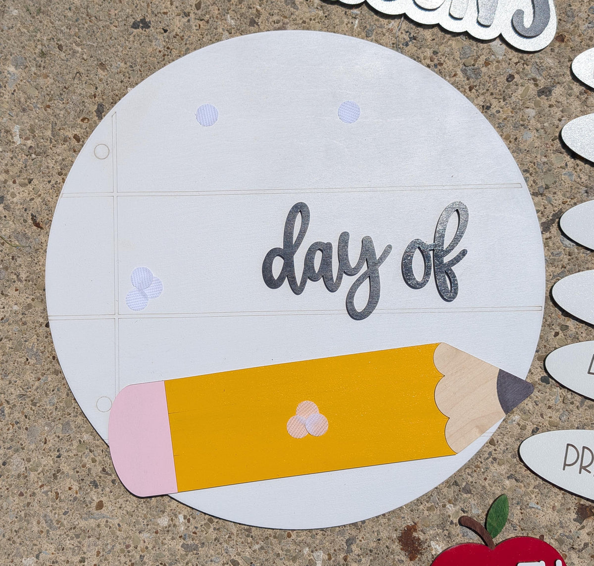 Personalized interchangeable school sign for first and last day photos