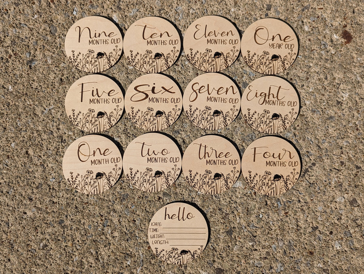 Personalized wildflower baby milestone markers for monthly first-year photos